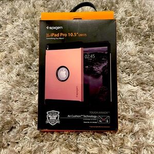 Spigen iPad Pro Case 10.5”
